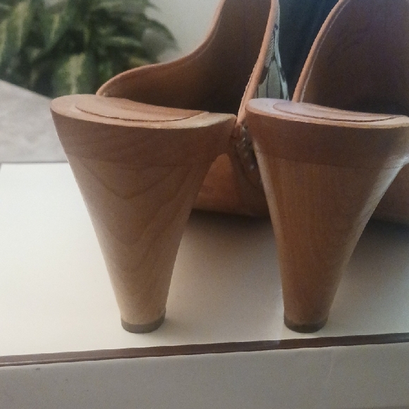 Coach Signature Pattern Mules with Tan Wooden Heel - Picture 2 of 5